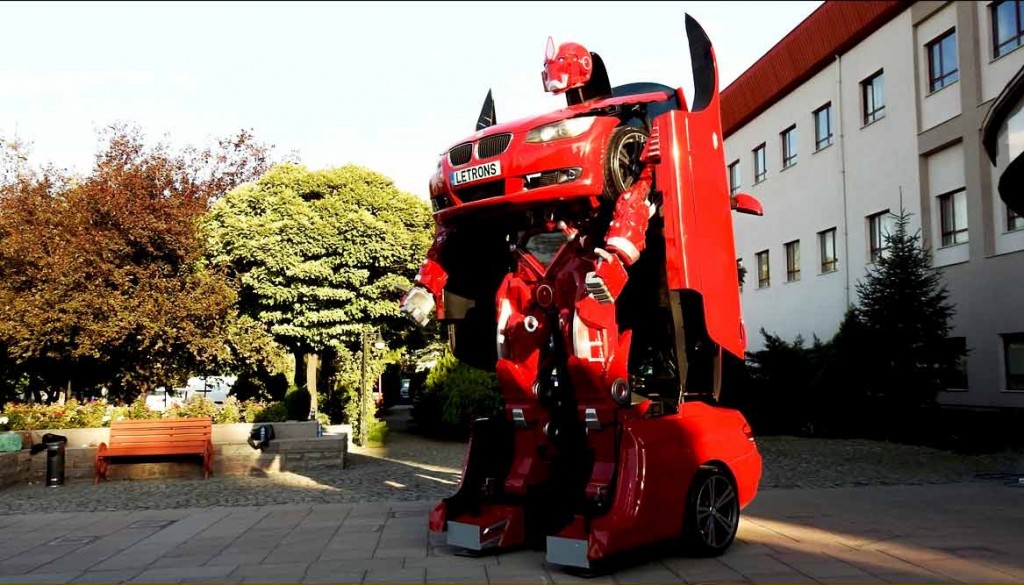 A Transformer Autobot Will Be Up For Auction in Abu Dhabi