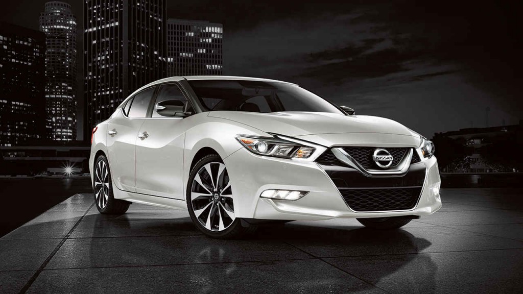 2017 Nissan Maxima – Stylish Sport Sedan with an Edgy Design