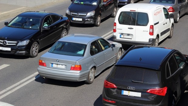 Abu Dhabi Police Warns Motorists against Tailgating