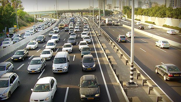 5 Most Dangerous Traffic Violations and Their Penalties in the UAE